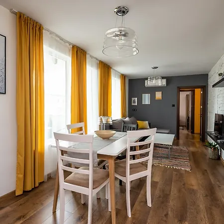 Dinevi Lazur Burgas